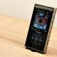 Imagen para el artículo titulado El Walkman 40 aniversario es un golpe bajo a la nostalgia que te hará repensar la idea de comprar un MP3